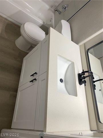 8410 Eldora Avenue 1090, Las Vegas, NV 89117