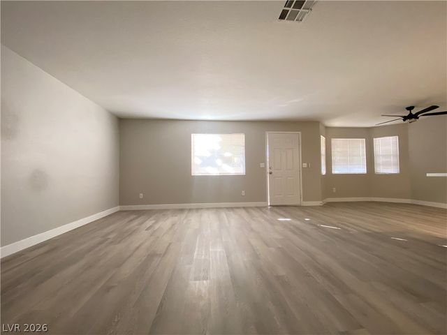 8410 Eldora Avenue 1090, Las Vegas, NV 89117