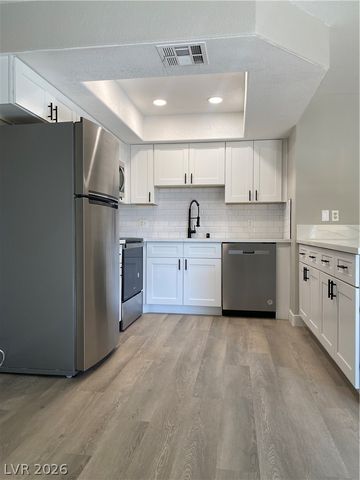 8410 Eldora Avenue 1090, Las Vegas, NV 89117