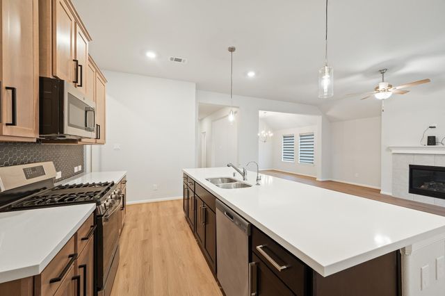 839 Sarasota Shore Drive, Katy, TX 77493