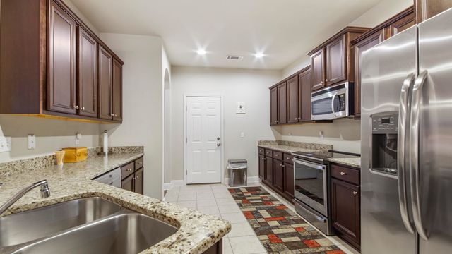 462 Mango Lane, Freeport, FL 32439