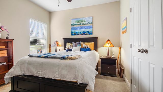 462 Mango Lane, Freeport, FL 32439