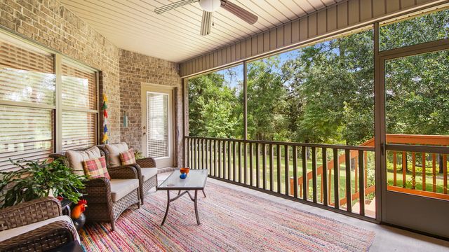 462 Mango Lane, Freeport, FL 32439