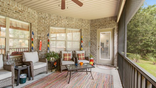 462 Mango Lane, Freeport, FL 32439