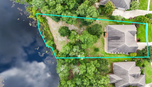 462 Mango Lane, Freeport, FL 32439