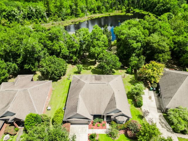 462 Mango Lane, Freeport, FL 32439