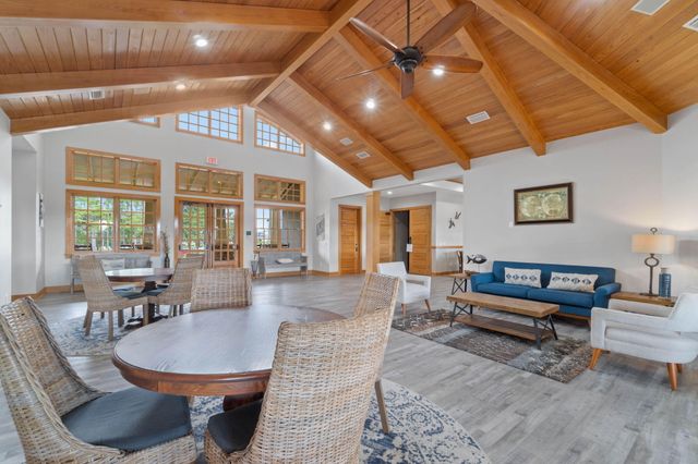 462 Mango Lane, Freeport, FL 32439