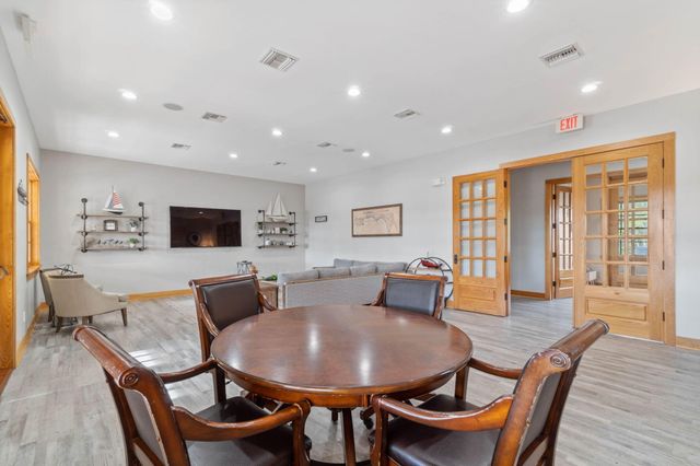 462 Mango Lane, Freeport, FL 32439