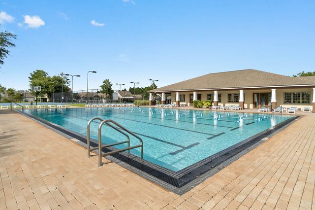 462 Mango Lane, Freeport, FL 32439