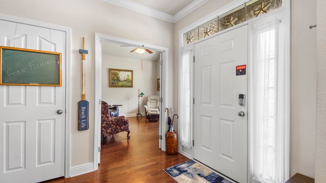 462 Mango Lane, Freeport, FL 32439