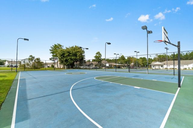 462 Mango Lane, Freeport, FL 32439