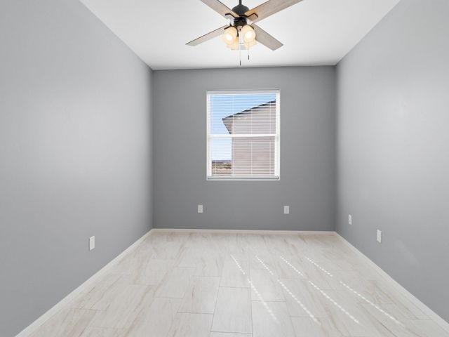 509 12th Avenue SE, Rio Rancho, NM 87124