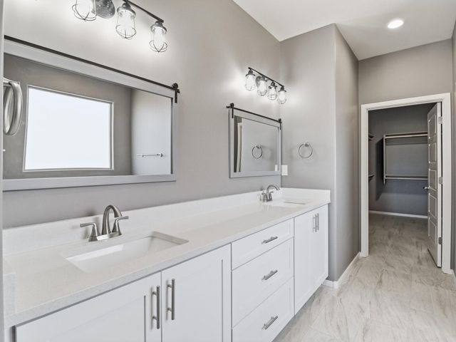 509 12th Avenue SE, Rio Rancho, NM 87124