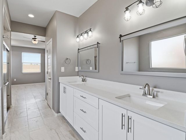 509 12th Avenue SE, Rio Rancho, NM 87124