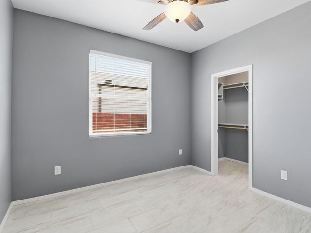 509 12th Avenue SE, Rio Rancho, NM 87124
