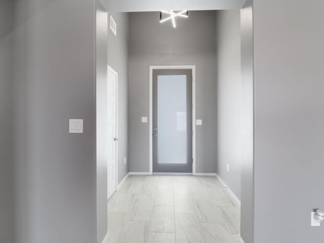 509 12th Avenue SE, Rio Rancho, NM 87124