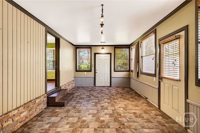 219 E Point Drive, Savannah, GA 31410