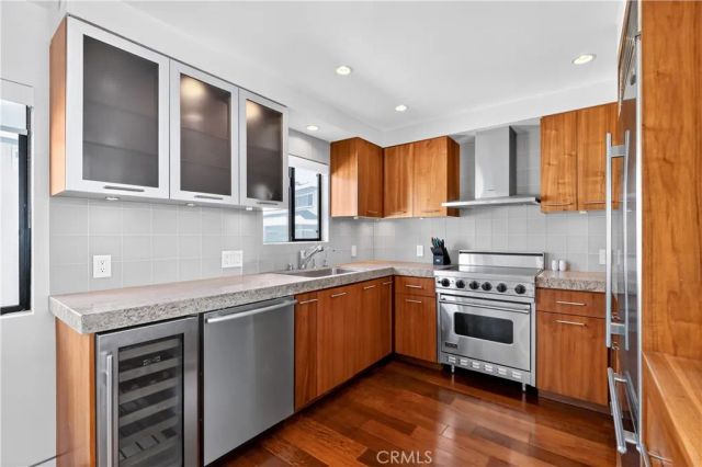 102 Blue Lagoon, Laguna Beach, CA 92651