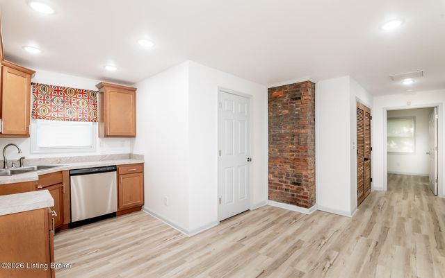 467 N 29th St, Louisville, KY 40212