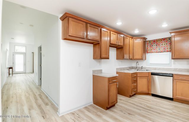 467 N 29th St, Louisville, KY 40212