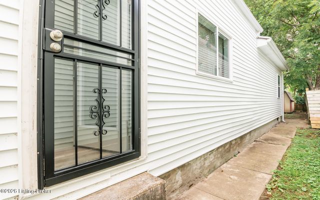 467 N 29th St, Louisville, KY 40212