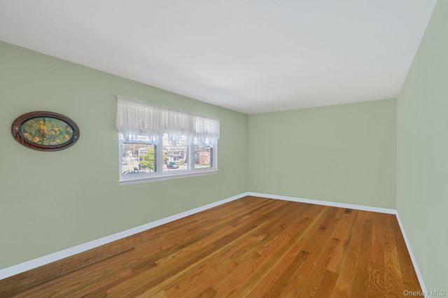 202 N Hickory Street, Massapequa, NY 11758