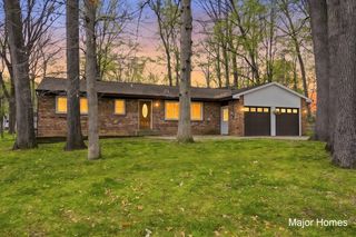 3907 Tioga Drive, Wyoming, MI 49519