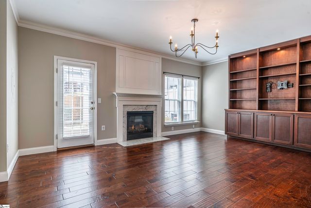 68 Spring Crossing Circle, Greer, SC 29650