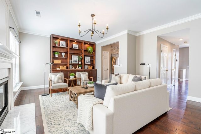 68 Spring Crossing Circle, Greer, SC 29650