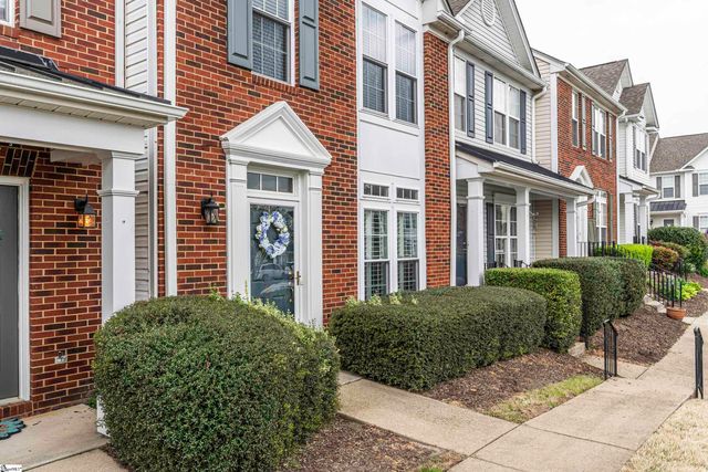 68 Spring Crossing Circle, Greer, SC 29650