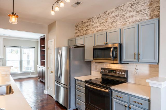68 Spring Crossing Circle, Greer, SC 29650