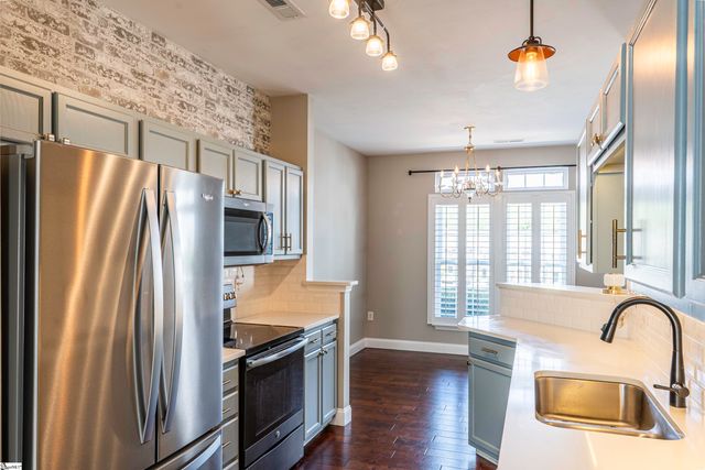 68 Spring Crossing Circle, Greer, SC 29650