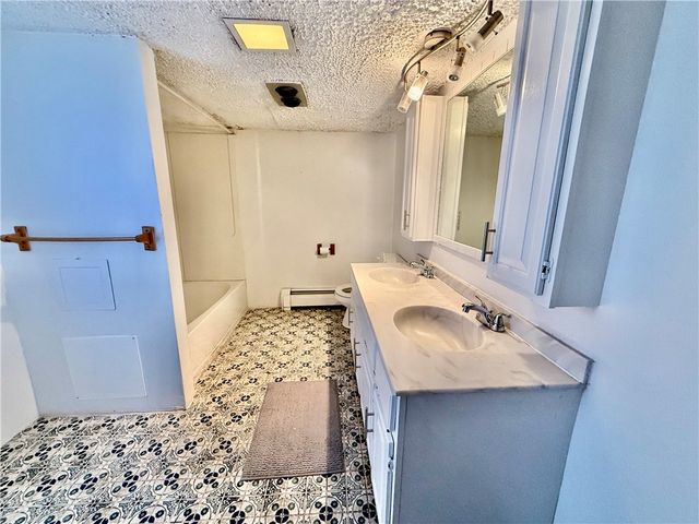 132 Duffern Drive, Greece, NY 14606