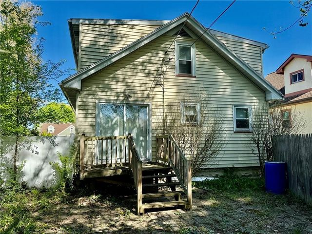 132 Duffern Drive, Greece, NY 14606