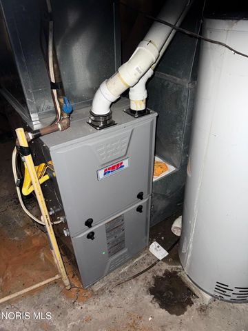 403 S East Avenue, Montpelier, OH 43543