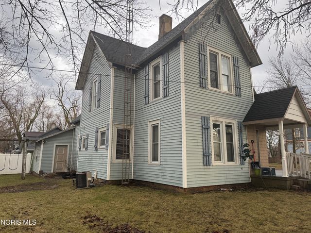 403 S East Avenue, Montpelier, OH 43543
