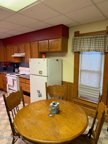 403 S East Avenue, Montpelier, OH 43543