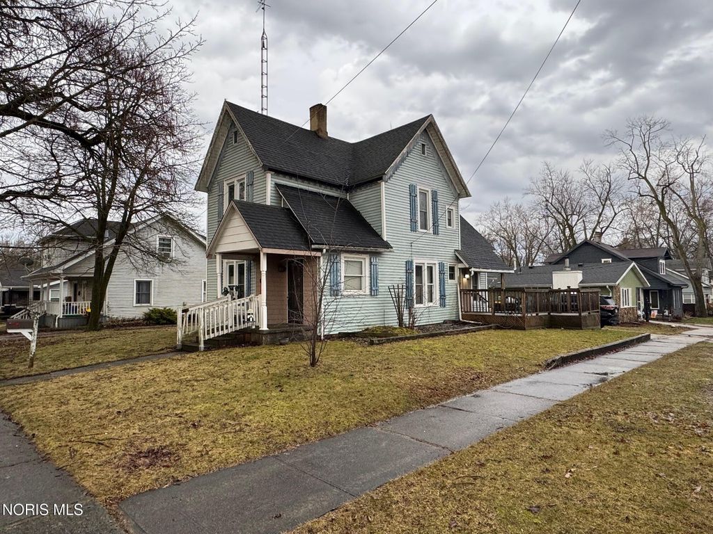 403 S East Avenue, Montpelier, OH 43543