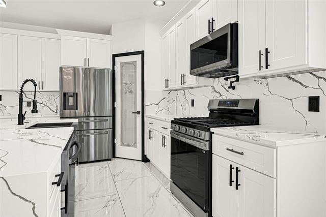 13108 Donegal Way B, Houston, TX 77047