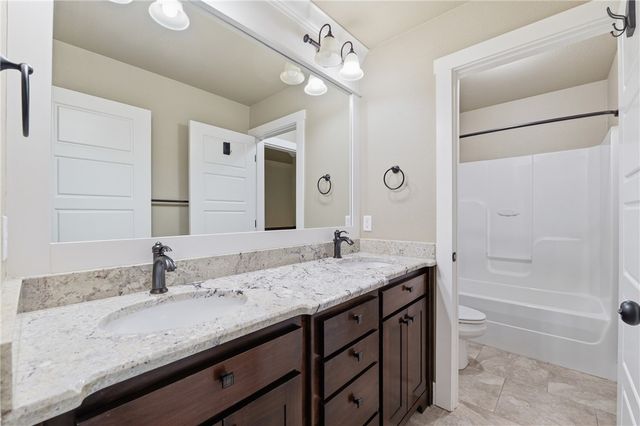 6702 S Willowridge Court, Rogers, AR 72758
