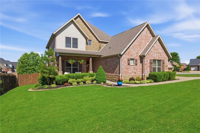 6702 S Willowridge Court, Rogers, AR 72758