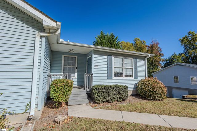 1905 Old Mountain Creek Road, Greenville, SC 29609