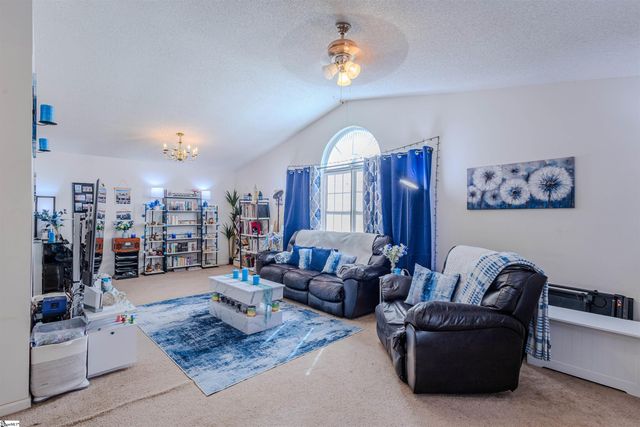 1905 Old Mountain Creek Road, Greenville, SC 29609