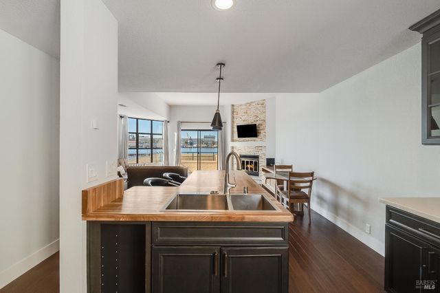 174 Nantucket Ln, Vallejo, CA 94590