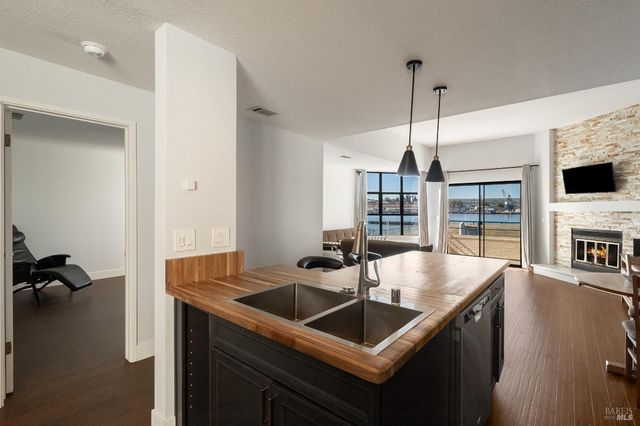 174 Nantucket Ln, Vallejo, CA 94590