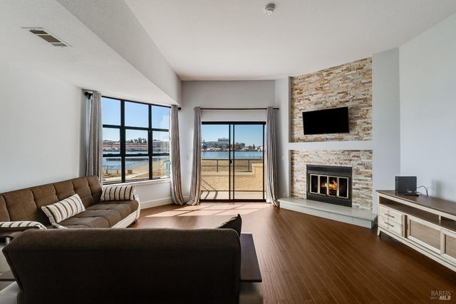 174 Nantucket Ln, Vallejo, CA 94590