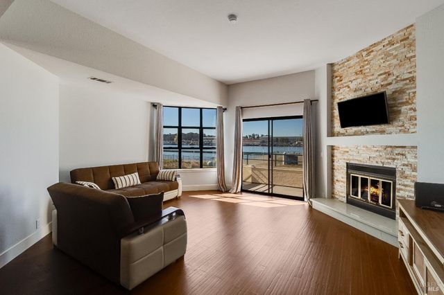 174 Nantucket Ln, Vallejo, CA 94590