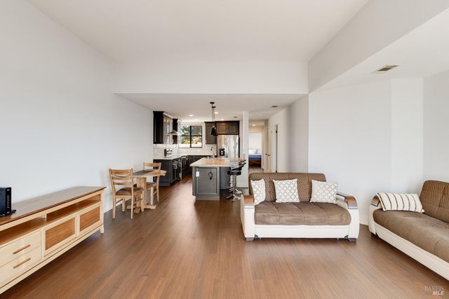 174 Nantucket Ln, Vallejo, CA 94590