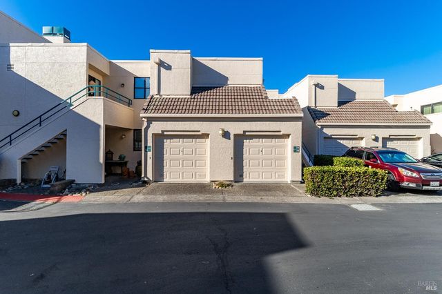 174 Nantucket Ln, Vallejo, CA 94590