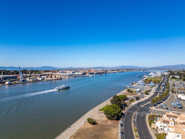 174 Nantucket Ln, Vallejo, CA 94590